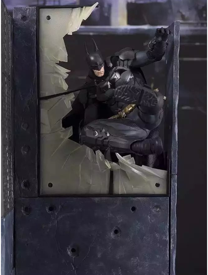 DC Arkham Knight and Batman Model Figure Collectible
