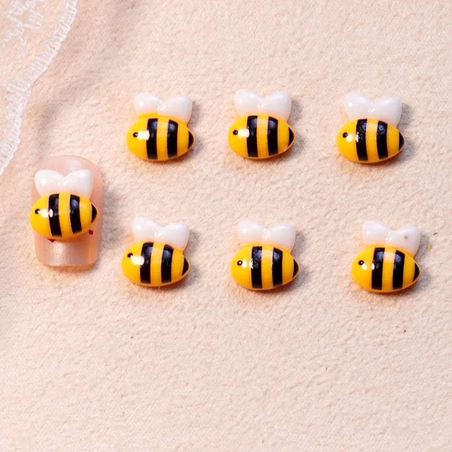 random12Pcs Disney Winnie The Pooh Honey Pot Resin Charms, cute Cartoon nail decorations, nail art,diy accessories