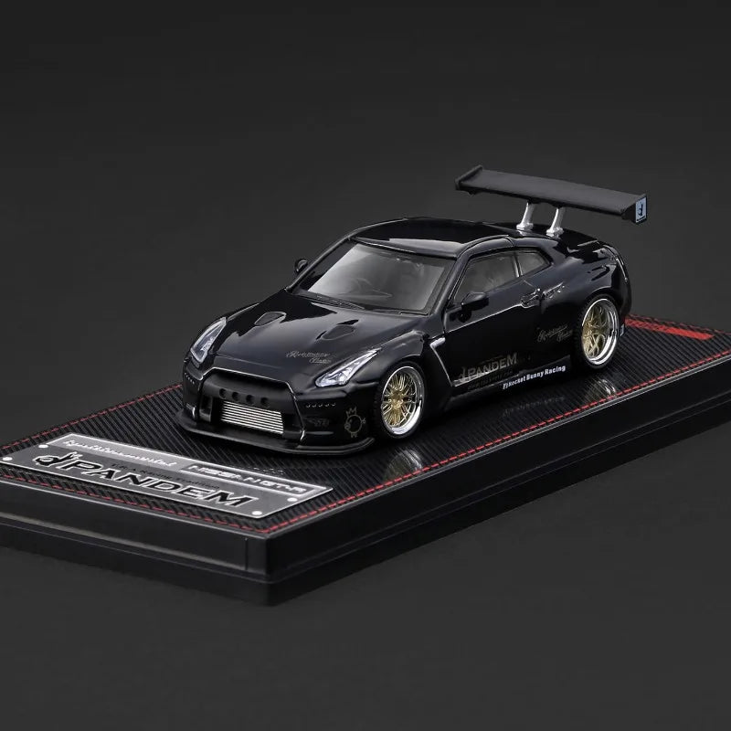 IG 1:64 Nissan GTR R35 PANDEM Wide Body Rocket Rabbit Modified Die Casting Alloy Car Model Male Gift Desktop Ornament.