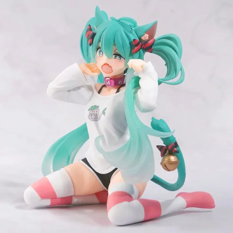 Hot sale 11cm Desktop Cute Hatsune Miku Kwaii Style Anime Figure Toys PVC Model Collector Doll Birthday Gift