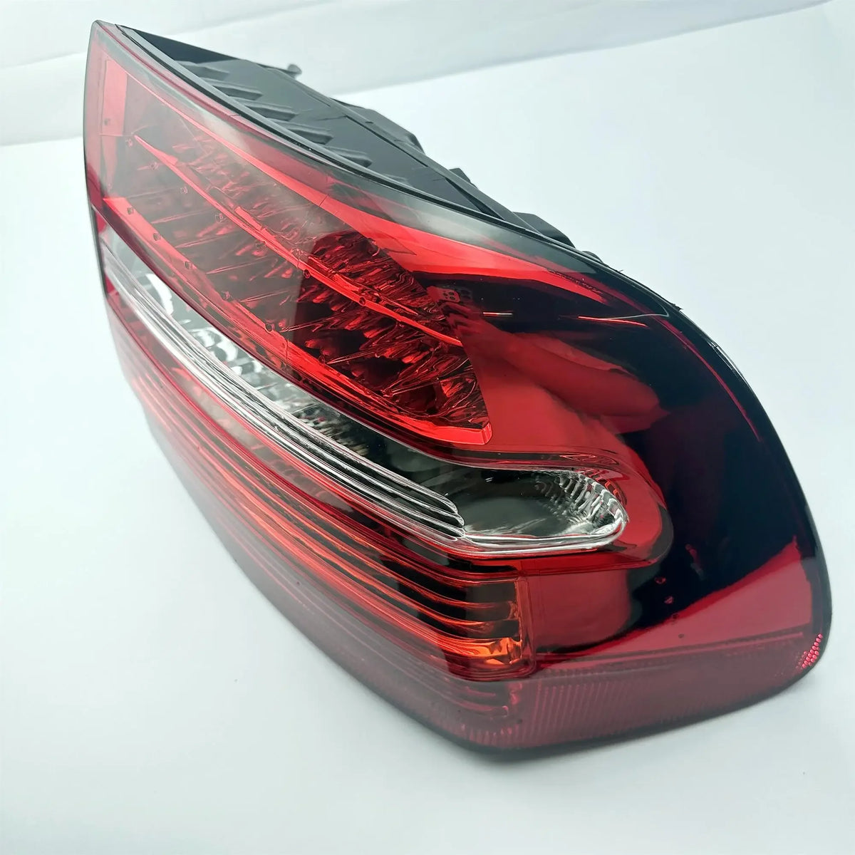 95563148702 95563148802 Tail Light Suitable for Cayenne 2007-2010