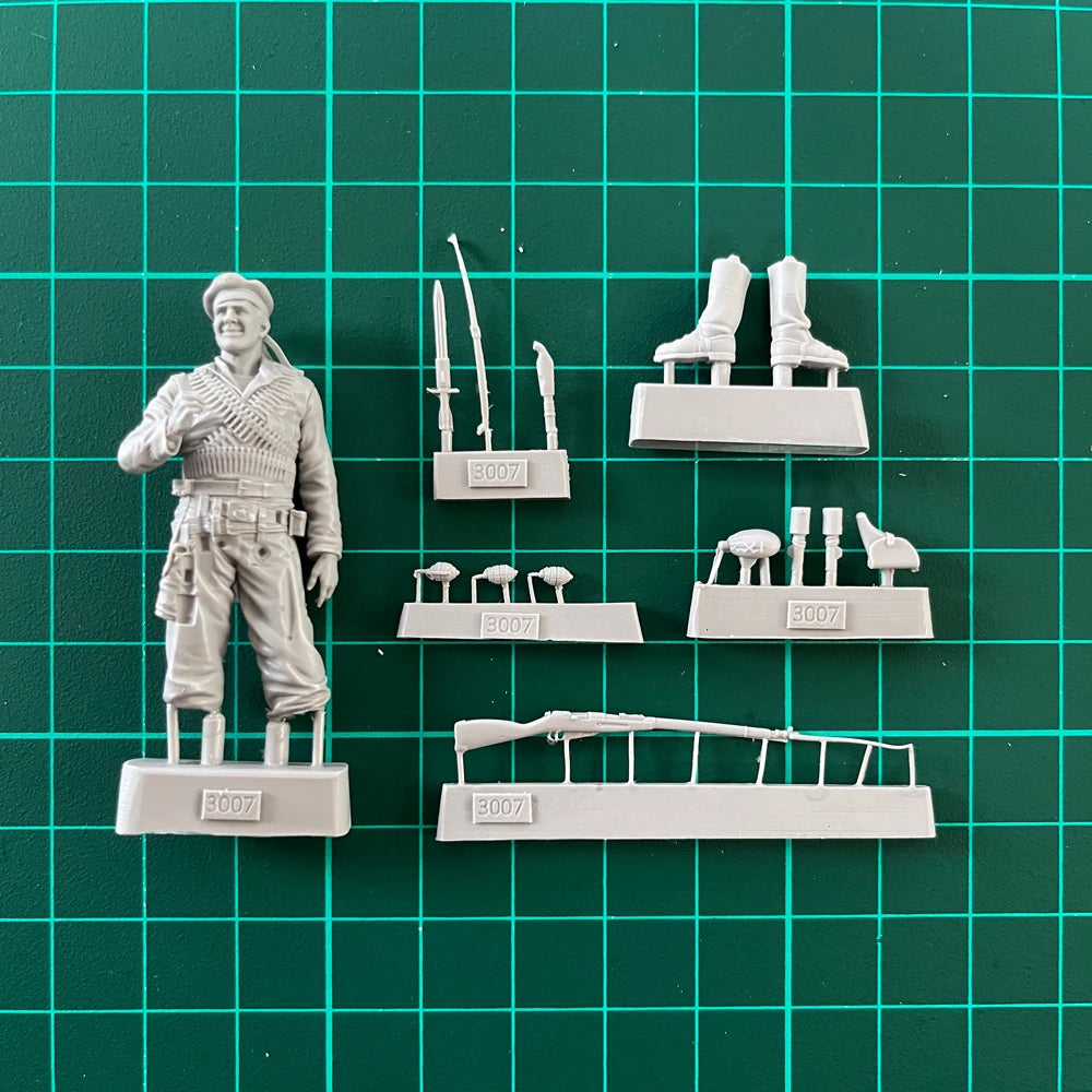 1/35 Resin Model Figure Kits GK , Military Theme,Unassembled And Unpainted