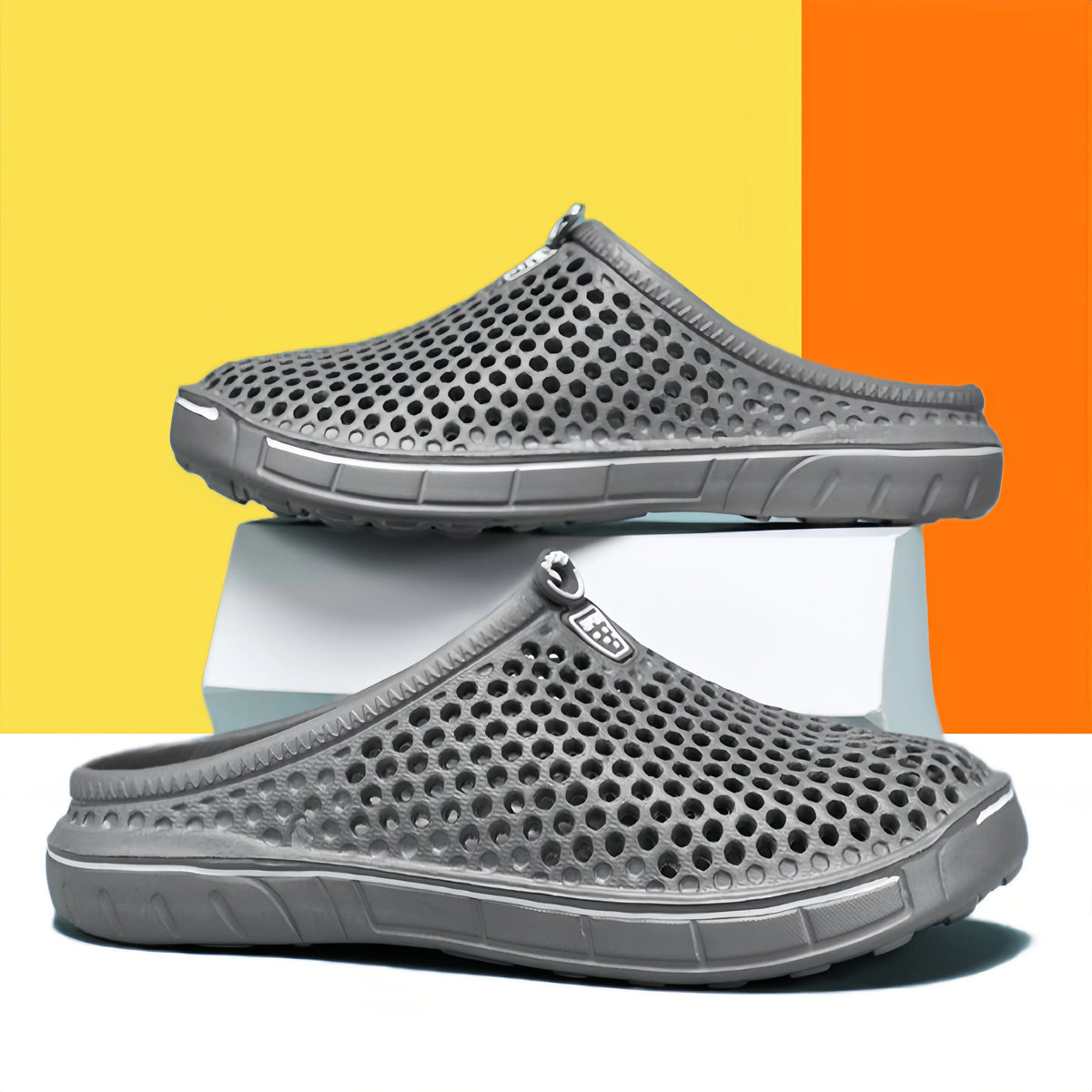 Couple's Style Lightweight Anti-Slip Ladies' Thong Slippers Multiple Colors Available Simple Design Pure Color Sandals