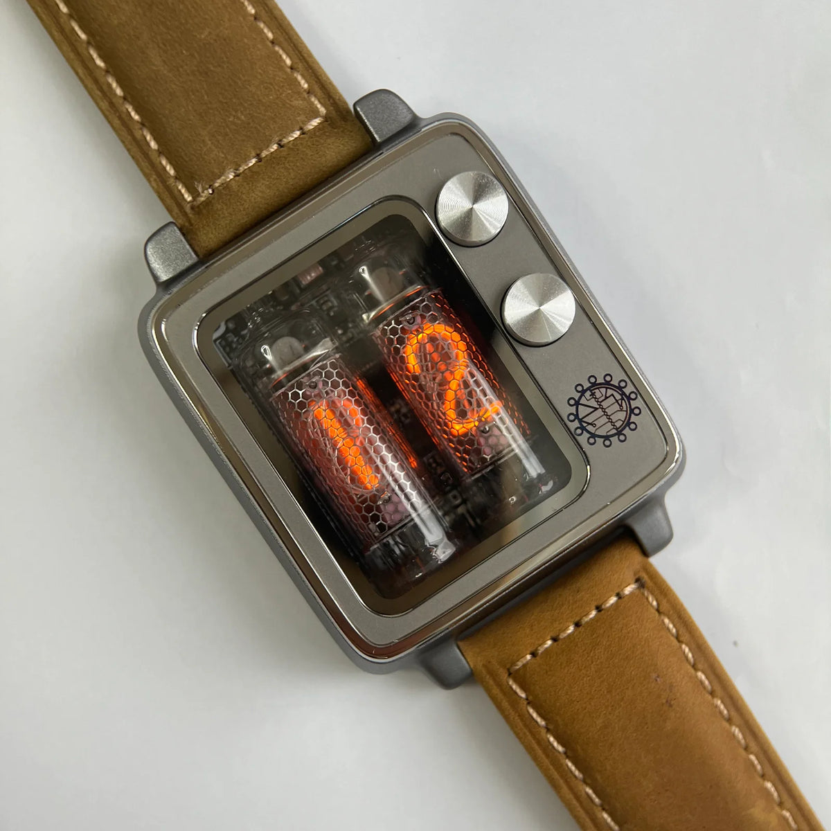 NEW NEONWORKS BACKTOFUTURE 2 Nixie Tube Digital Watch: Sapphire Glass, 9-Color Backlight, USB-C Wireless Charging