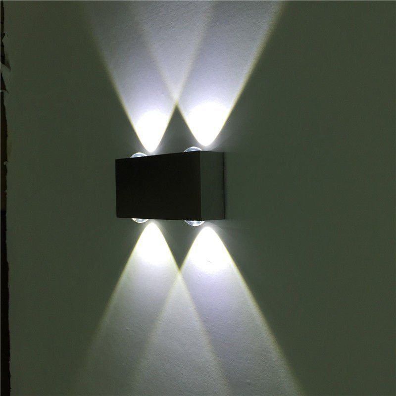 Modern Aluminum Wall Light for Indoor Spaces
