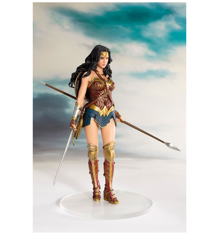 DC Wonder Woman Figurine Collectible Statue 19cm