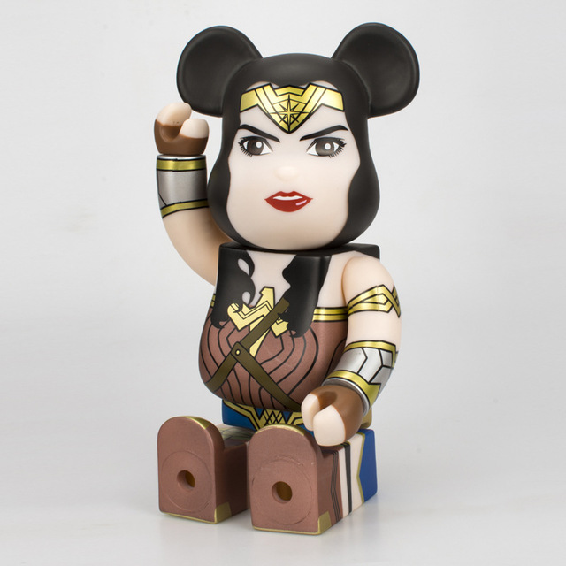 DC Wonder Woman and Bear Figurine Model Collectibles