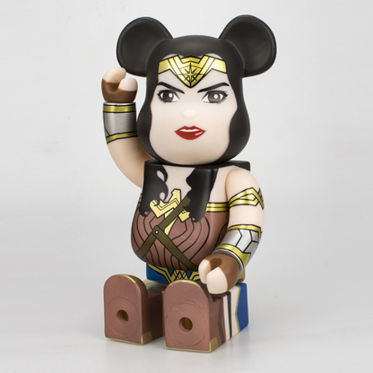 DC Wonder Woman and Bear Figurine Model Collectibles