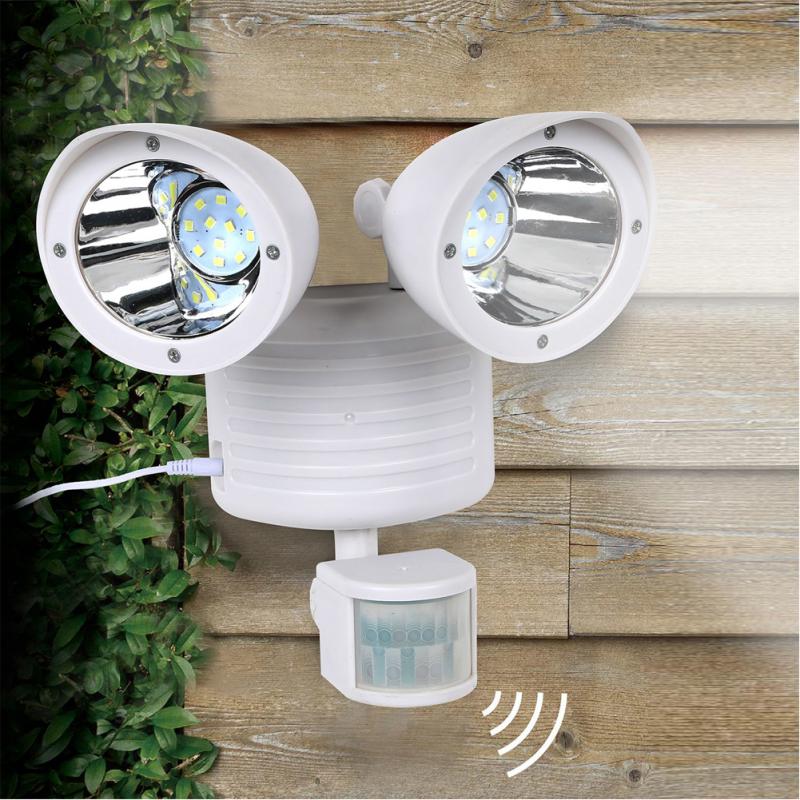 Solar powered Dual-Head Solar Sensor Spotlight