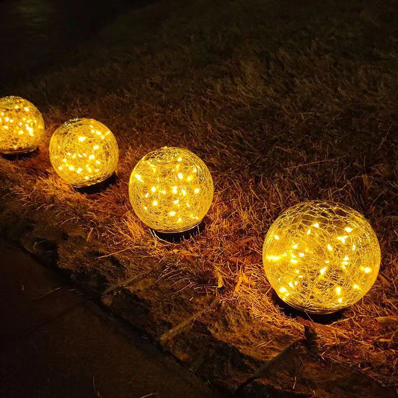 Solar powered Crack texture ball shape outdoor Light with Light Control