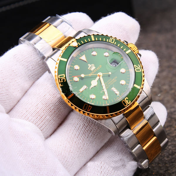 Stylish Men's Quartz Watch with Date Function (Green) 4cm various colors