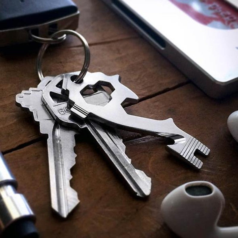 Multifunctional EDC Tool with Keychain Bottle Opener