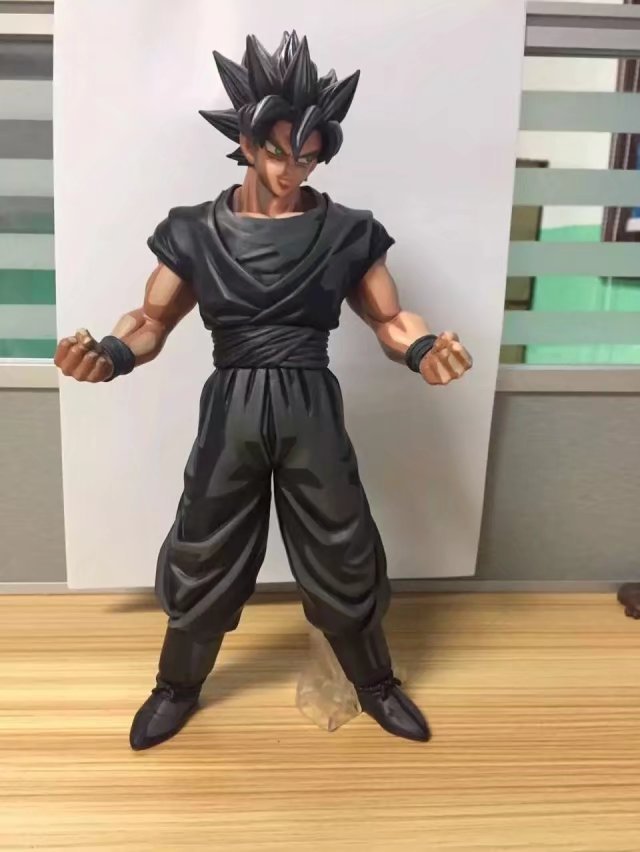 Super Saiyan Dragon Ball Figure 29cm