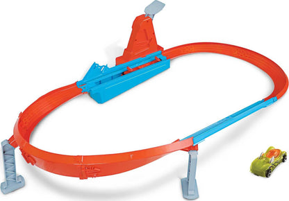 Hot Wheels Toy Car Track Set Rapid Raceway Champion Multi-Car Launcher Connects to Other Sets Includes 1:64 Scale Car