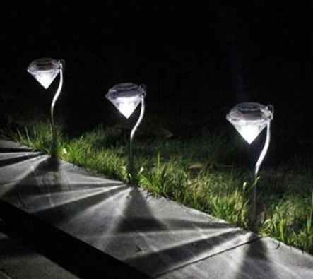 Diamond Lawn Solar Light 12inch