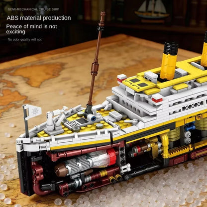 MOC Creative Titanic Semi-Mechanical Building Blocks Model Educational Desktop Decoration Bricks for Adults Gift