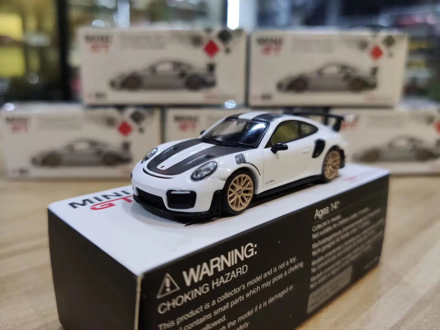1:64 Mini GT 911 GT2 RS Diecast Model Car