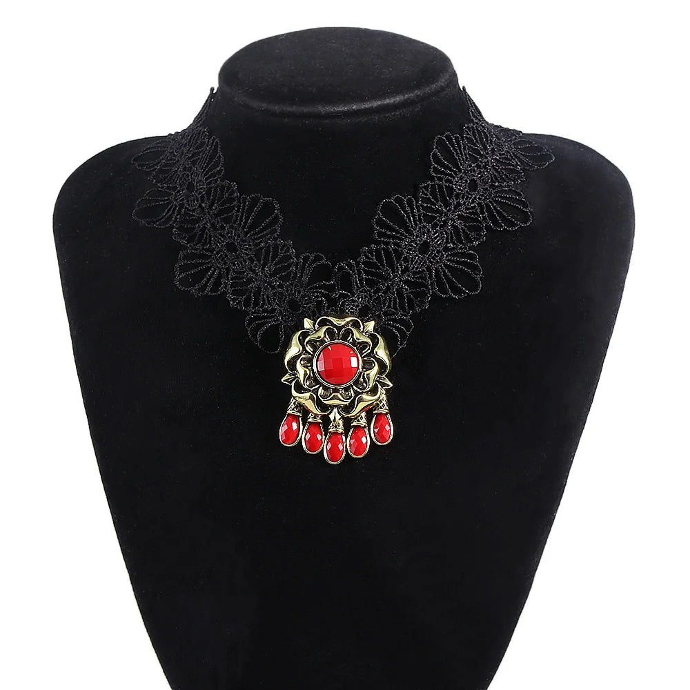 Residents Evils 8 Village Cosplay Necklaces Lady Dimitrescu's Daniela Bela Lace Flowers Collar Choker Halloween Jewelry Gifts
