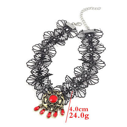 Residents Evils 8 Village Cosplay Necklaces Lady Dimitrescu's Daniela Bela Lace Flowers Collar Choker Halloween Jewelry Gifts