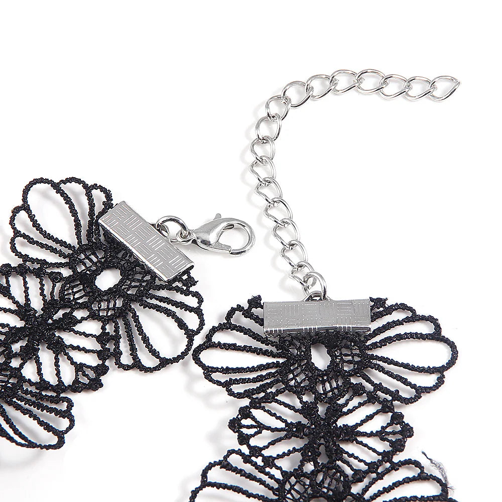 Residents Evils 8 Village Cosplay Necklaces Lady Dimitrescu's Daniela Bela Lace Flowers Collar Choker Halloween Jewelry Gifts