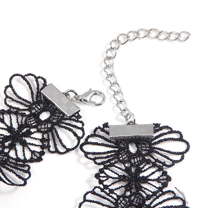 Residents Evils 8 Village Cosplay Necklaces Lady Dimitrescu's Daniela Bela Lace Flowers Collar Choker Halloween Jewelry Gifts