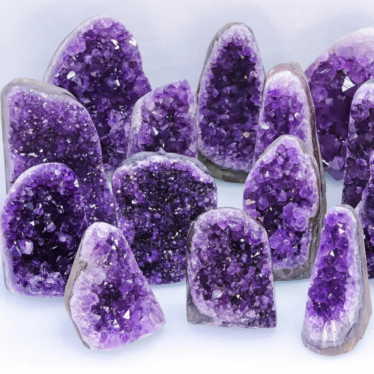Natural Amethyst Geode Purple Crystal Quartz Cluster Dream Energy Healing Thunder Egg Wholesale Home Decoration