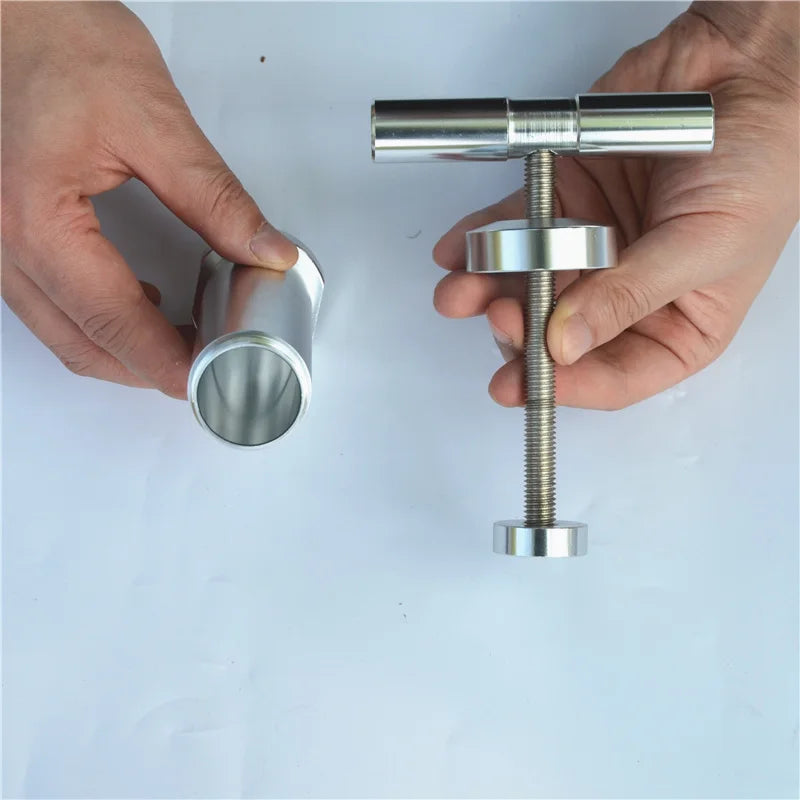 82mm*135mm Aluminum Hand Crusher Smoking Accessories Big Press Tools