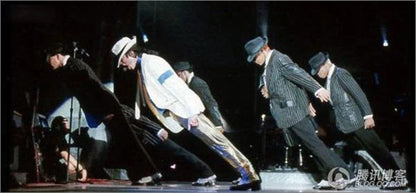 "Body Tilt 45, The lean 1 magic tricks Only Gimmicks (Prepare Shoes By Yourself) Magic Tricks Stage Magic Props for Magician