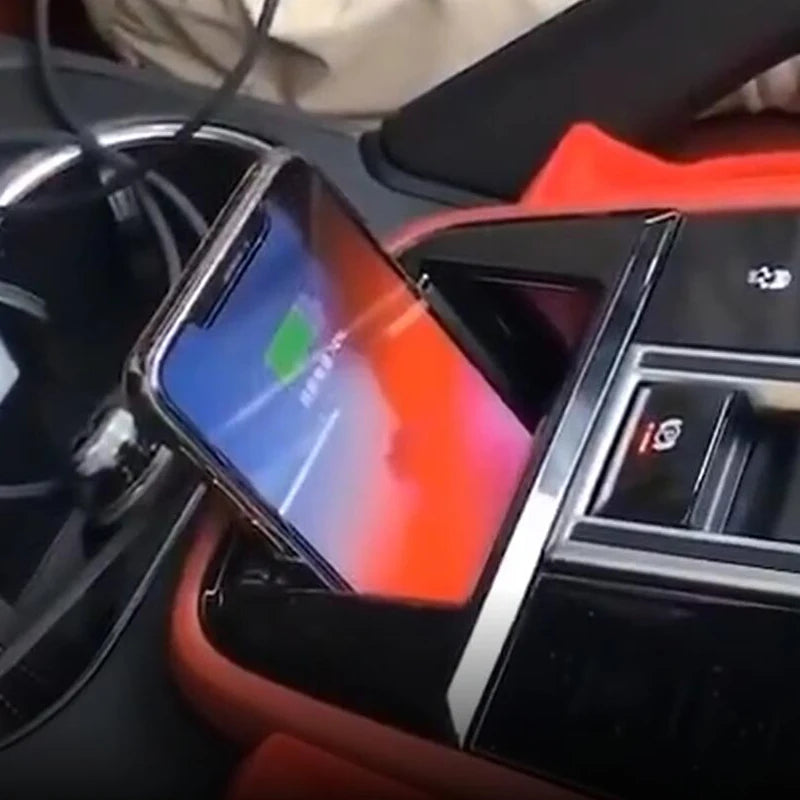 Car wireless charger for Porsche Cayenne 2016-2021 mobile phone charger 15w charger charging pad panel charging holder