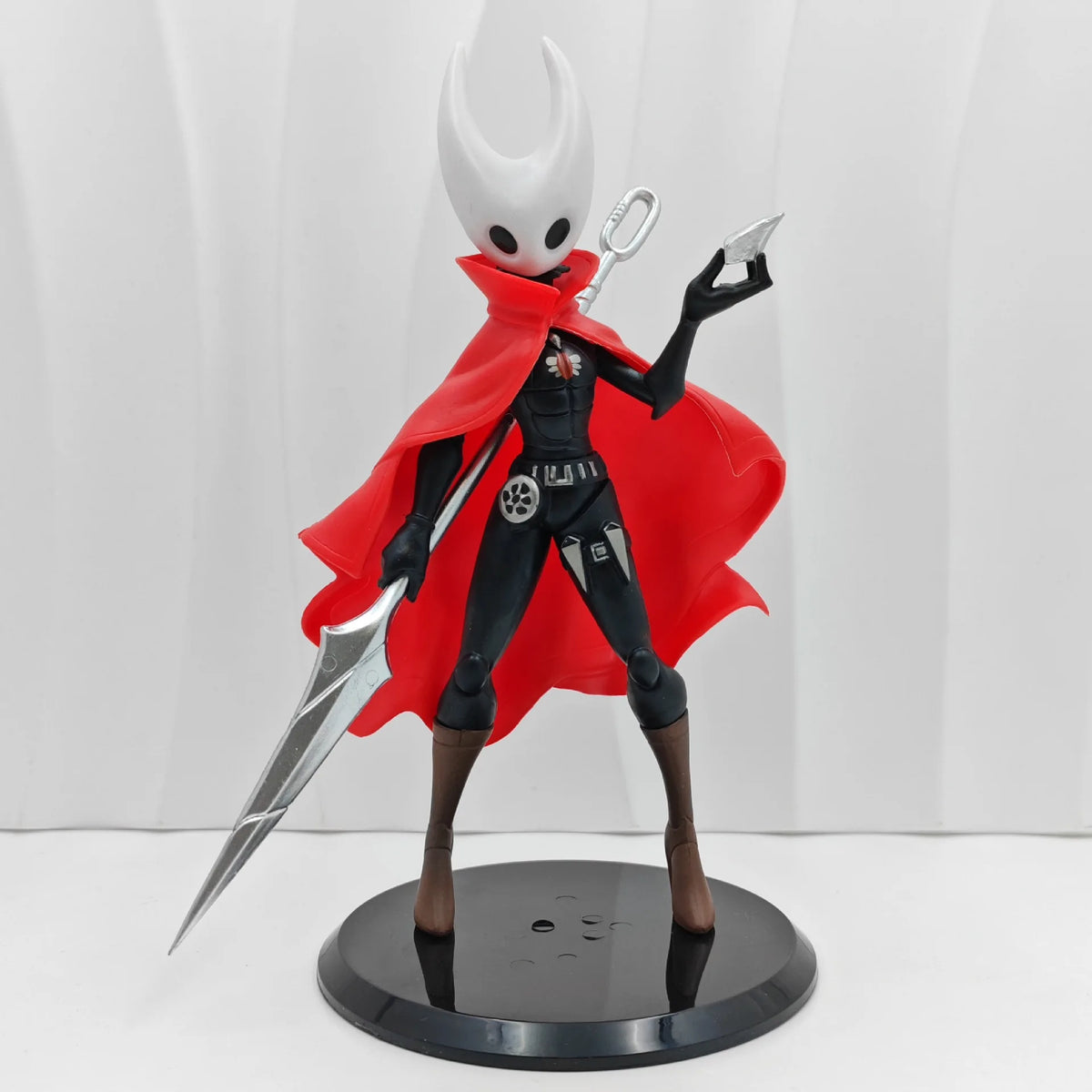 Hollow Knight Gods Nightmares Hornet Anime Game Figure SPY FAMILY Yor Forger Action Figure The Knight Figurine Model Doll Toys