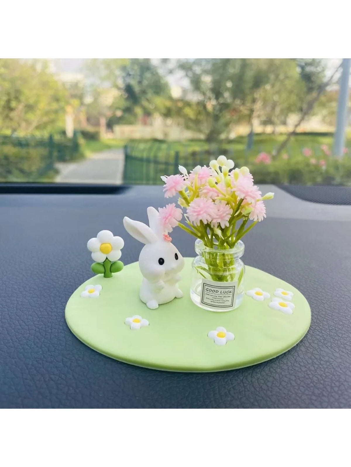 Cute Creative Daisy & Clover Pads | Mini Car & Desktop Ornaments | Perfect for Car Interior Decoration