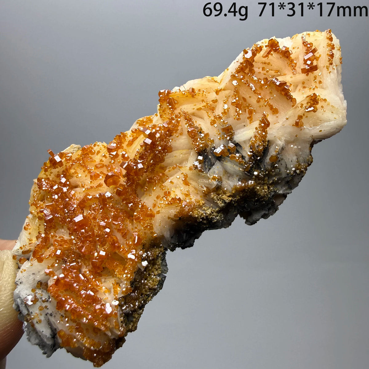 Natural Morocco Vanadinite Mineral Specimen with Healing Quartz Crystals And Stones Rock Gemstone for  Healing  A3-1-1
