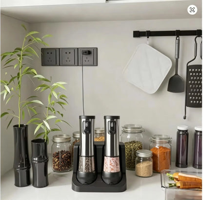 2026 New Electric Salt and Pepper Grinder Set with 5 Adjustable Coarseness Levels, LED Display, Designed for One-Handed Cooking