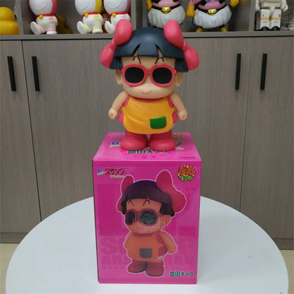 16cm Arale Anime Figure Special Edition Dr Slump Cartoon Stupid Superman Little Child Kawaii Statue Doll Decoration Toy Gift