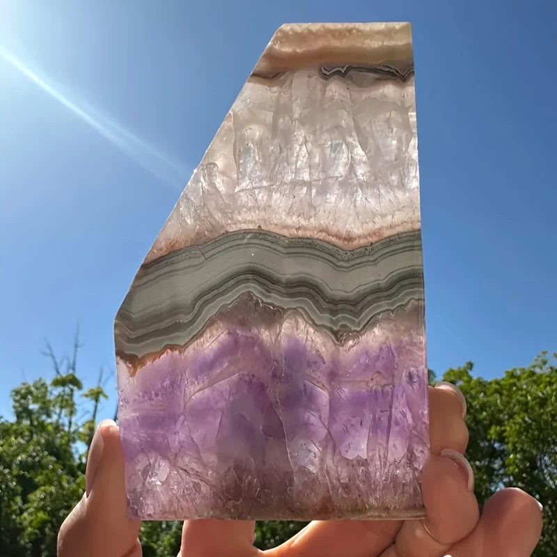 Unique amethyst lace slices with irregular shapes are perfect for home and office crystal decorations,crystal display