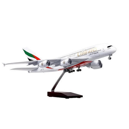 Airbus A380 UAE/Emirates Toy Plane Model 1/160 Scale 18 Inches Large Model Airplane Toy Kits with Stand Airliner Model Plane