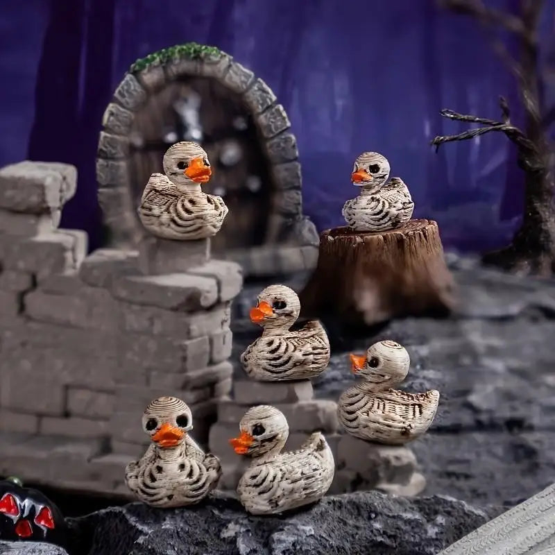 20-Pack 0.6in Gothic Cute Skull Ducks - Resin Figurines for Halloween, Gothic Home, Office, Party - Compact Desk Decor