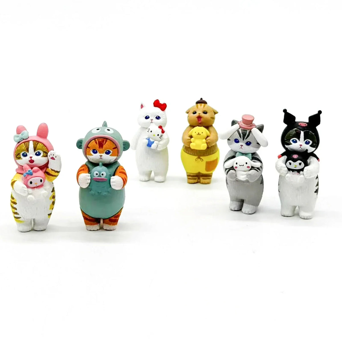 Mofusand Cats Pretend Sanrio Characters Cute Figure Holding Dolls Blind Box Melody Kuromi Cinnamoroll Hello Kitty Car Ornaments