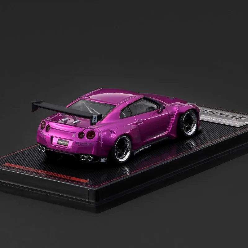 IG 1:64 Nissan GTR R35 PANDEM Wide Body Rocket Rabbit Modified Die Casting Alloy Car Model Male Gift Desktop Ornament.