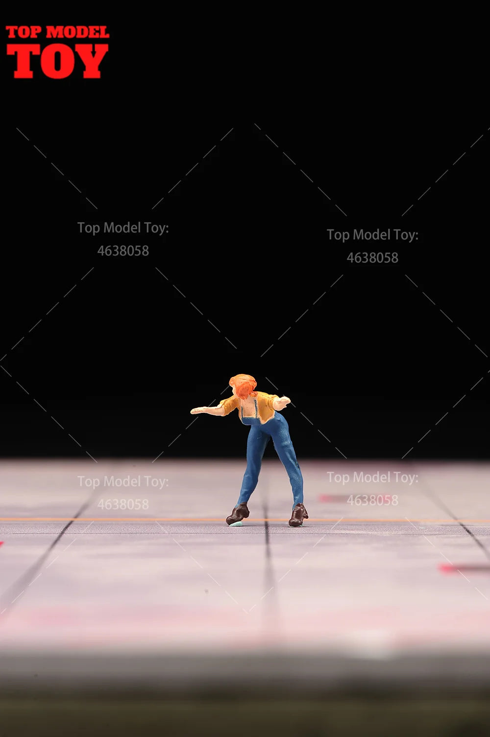 Painted Miniatures 1/64 Paul Walker Gal Gadot Vin Diesel Mini Scene Props Doll Figures Model Cars Vehicles Cars Toys Gift