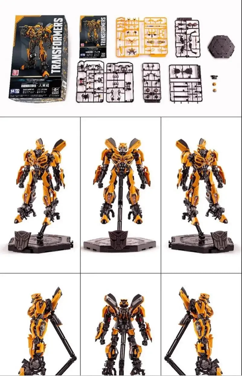 Trumpeter Transformer Bumblebee from The Last Knight Bumblebee Movie (3.5" Pre-Painted Snap) Model Kit (TSM-8105)