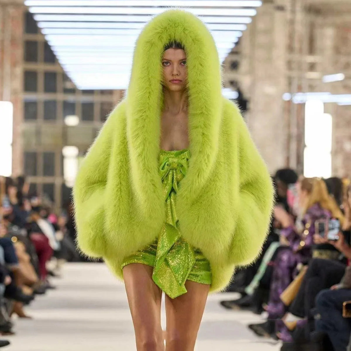 Solid Color Hooded Imitation Fur Coat Europe and The United States Imitation Eye-catching Enthusiasm Warm Comfortable Fashion