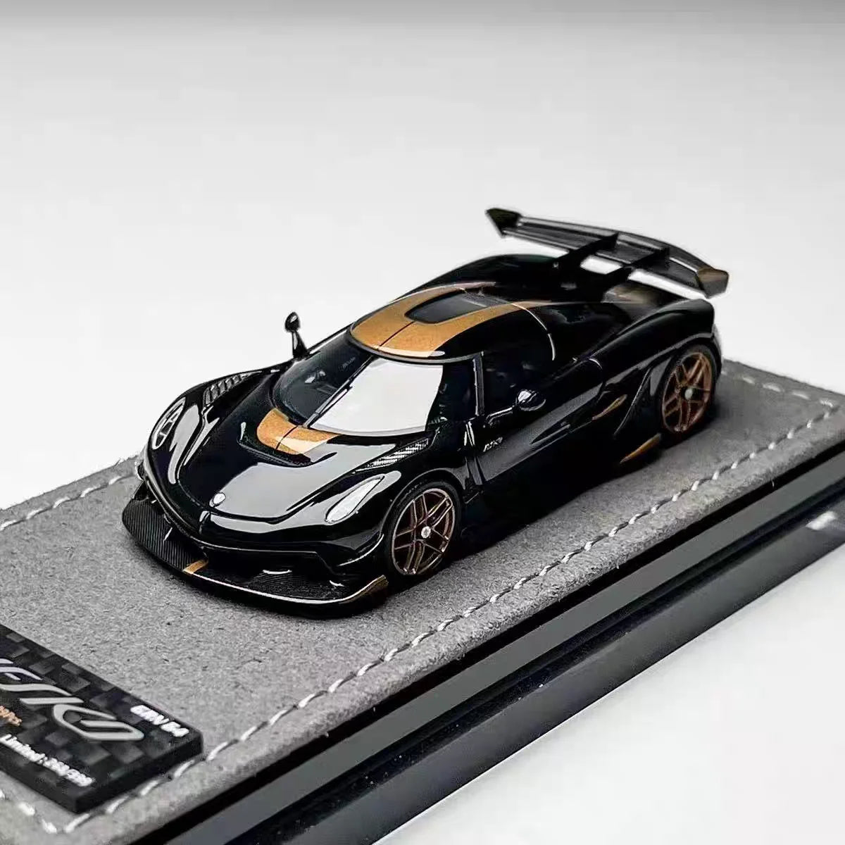 1:64 Jesko Sports Car Model Resin Car Model