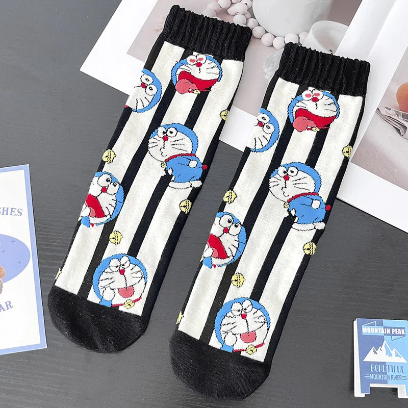 Bandai Doraemon socks with high-quality cartoon anime print thickened warm mid-calf socks for men and women in autumn and winter