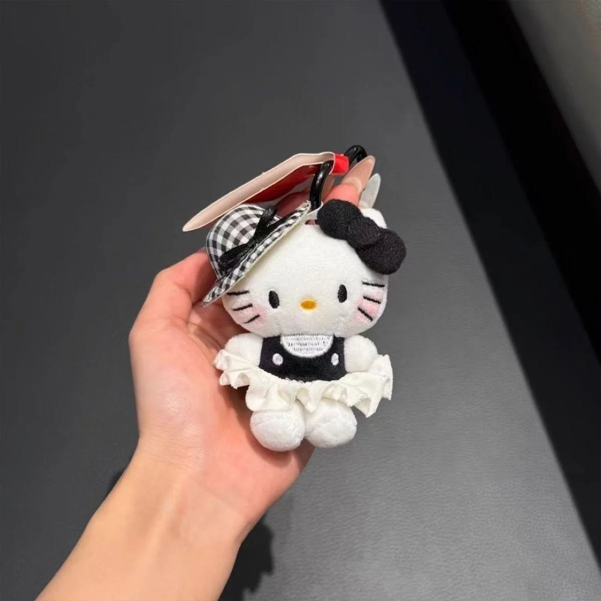 Hello Kitty Super Cute Glasses Junior Doll Bag Pendant Cartoon Cute Plush Doll Keychain