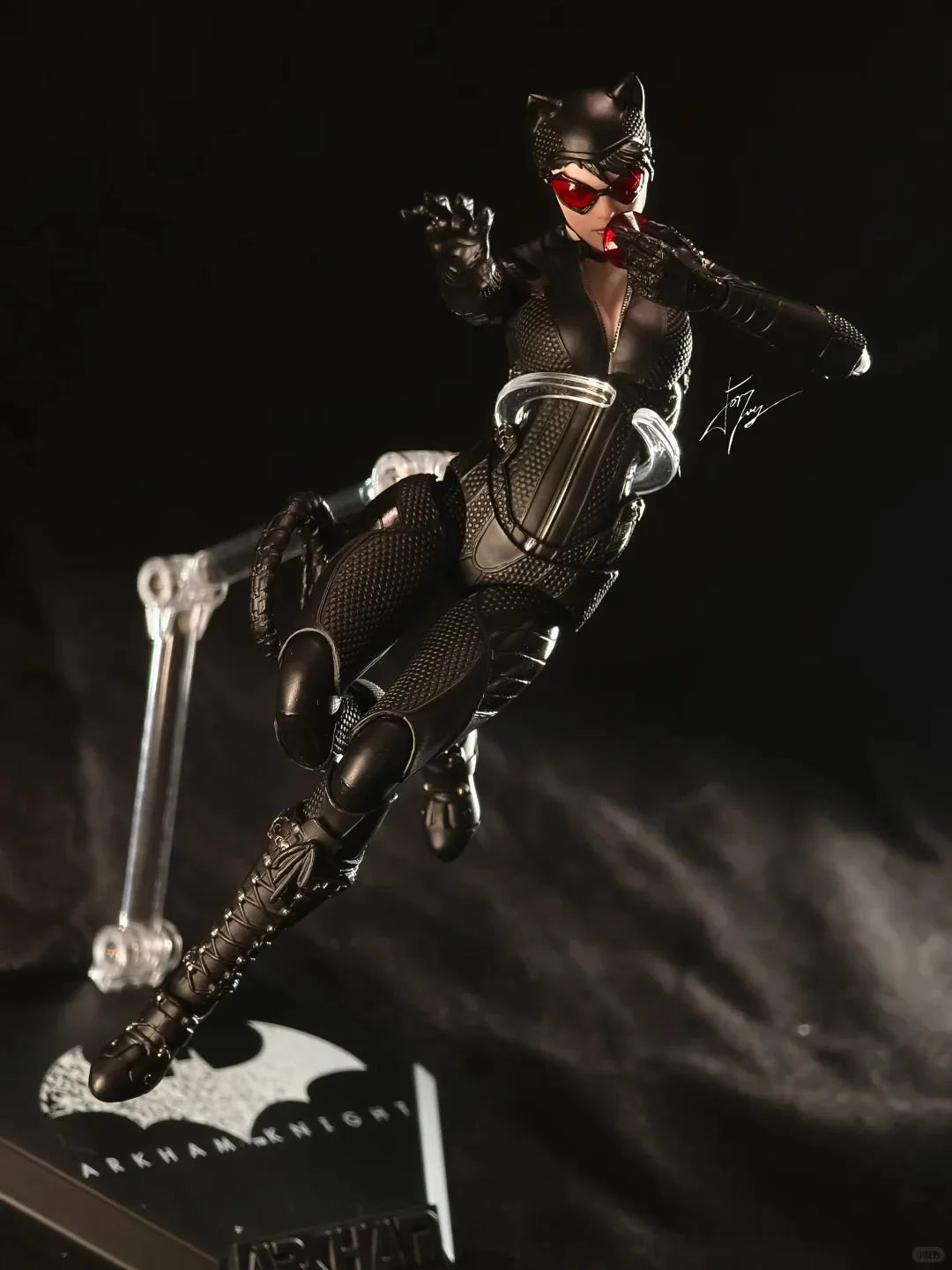 Original 1/12 LPZZ U-P-Finegures Catwoman Batman Arkham Knight Action Figures Model Collectible Model Toy Gift