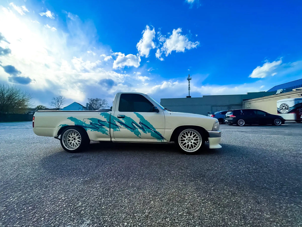 Full Color Printed Decals on Both Sides of The Car, Blue Graffiti Retro Solo Jazz Car Side Door Modification Decals Accessories