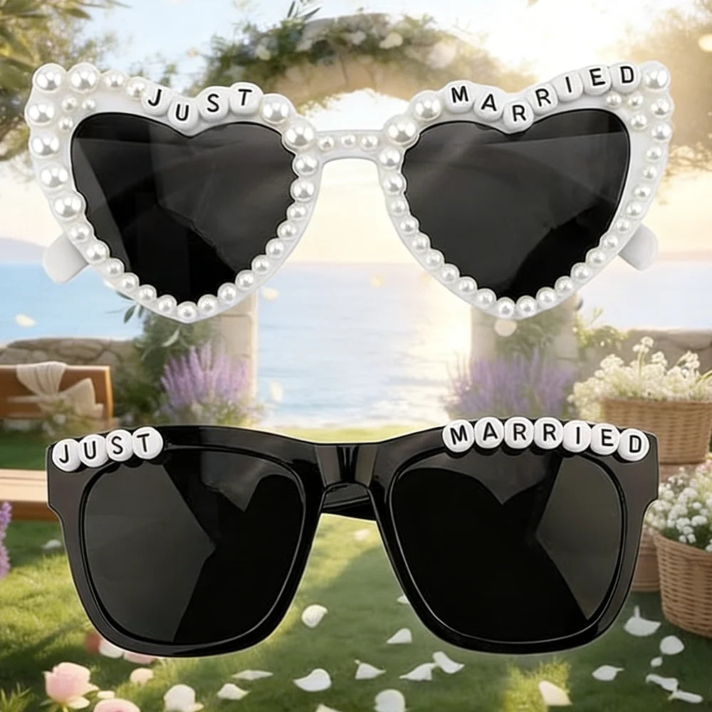 2Pcs Just Married Bride/Groom Accessories Wedding Day Supplies Bachelorette Party Decorations Bridal Shower Gift Honeymoon Trip