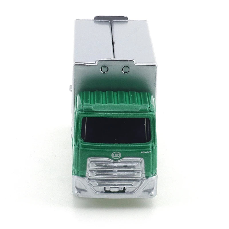 Takara Tomy Tomica No.31 UD Trucks Quon Car Alloy Toys Motor Vehicle Diecast Metal Model Kids Xmas Gift Toys for Boys