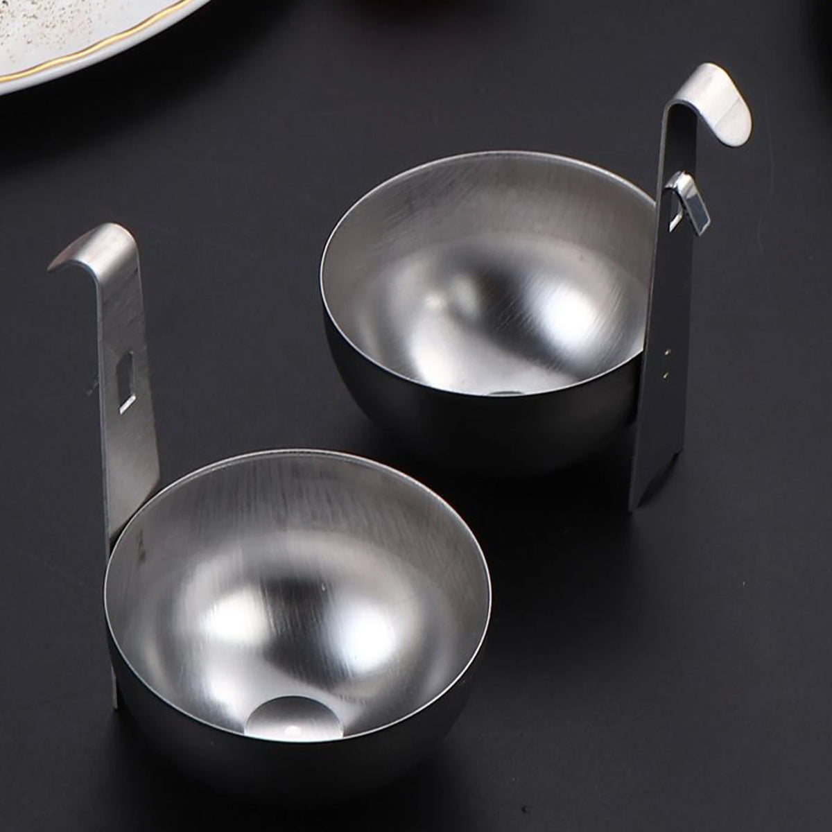 Egg Poacher Stainless Steel Egg Poacher Nonstick Egg Boiling Heating Mold with Hanger Hook Kitchen Steaming Gadgets Tools